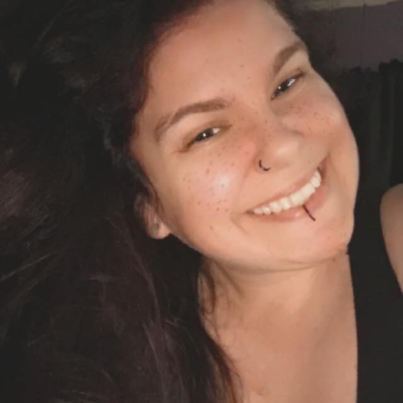 Poshmark profile picture for @simplicity